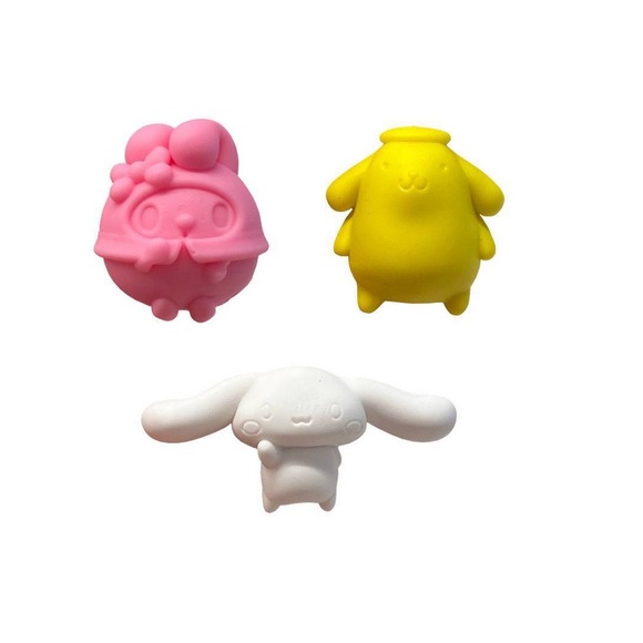 Sanrio Hello Kitty and Friends Holiday Countdown Advent Calendar - Picture 3 of 3